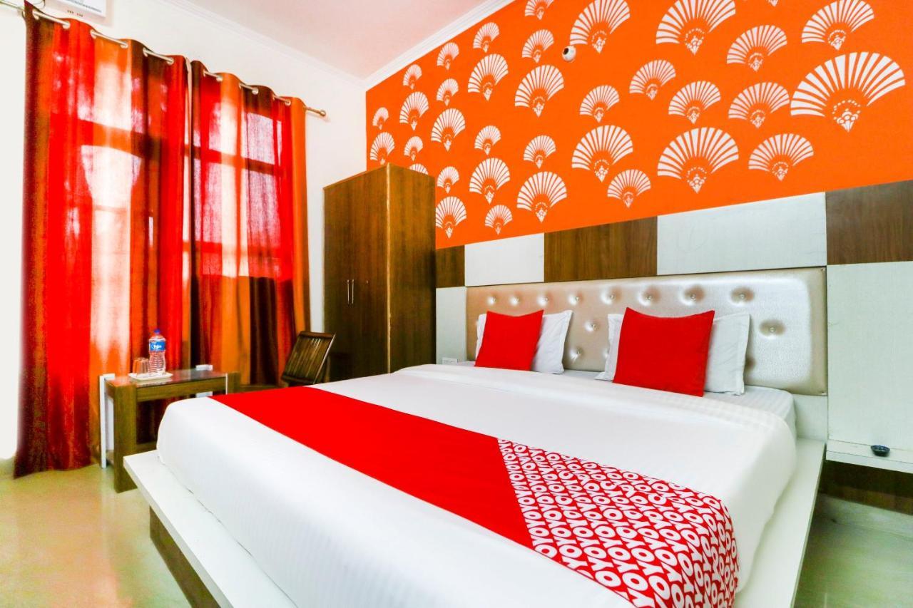 Oyo Hotel City View Nayagaon Zewnętrze zdjęcie